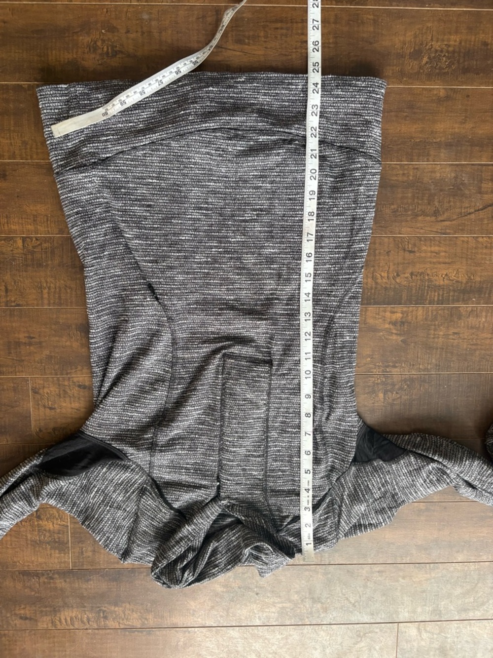 Lululemon Think fast pullover - Picture 9 of 9